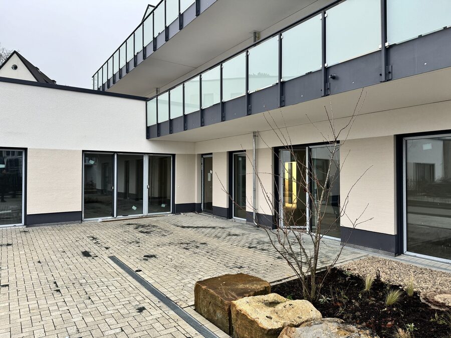 Mehrfamilienhaus-Neubau mit Terrassen- und Fassadenarbeiten – Referenzobjekt Trockenbau Shala